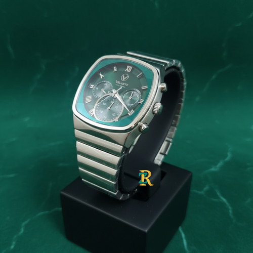 ساعت ویتوریا صفحه منشوری مربع مردانه مدل VT3405